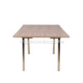 Latabatra fisakafoanana Hans Wegner Wood CH318